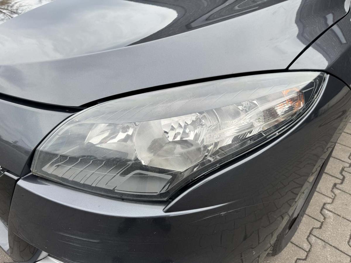 Renault Megane 3 Grandtour original Scheinwerfer vorn links Halogen Bj.2011